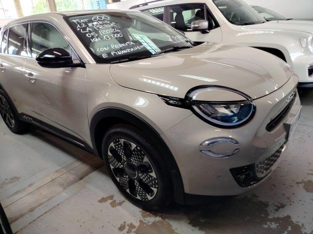FIAT 600 Hybrid 100 CV DCT MHEV La Prima