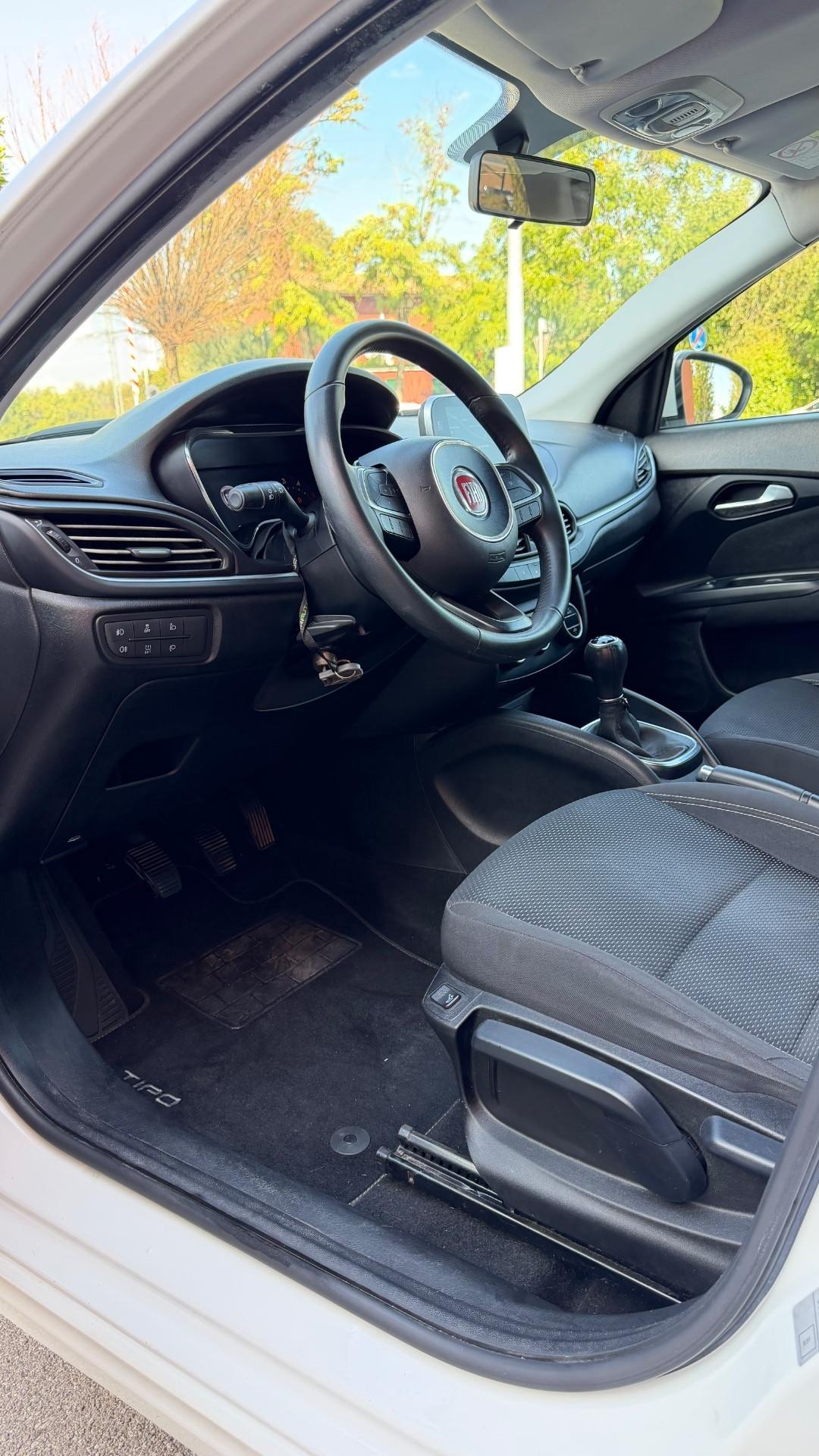 Fiat Tipo 1.3 Mjt 4 porte Lounge