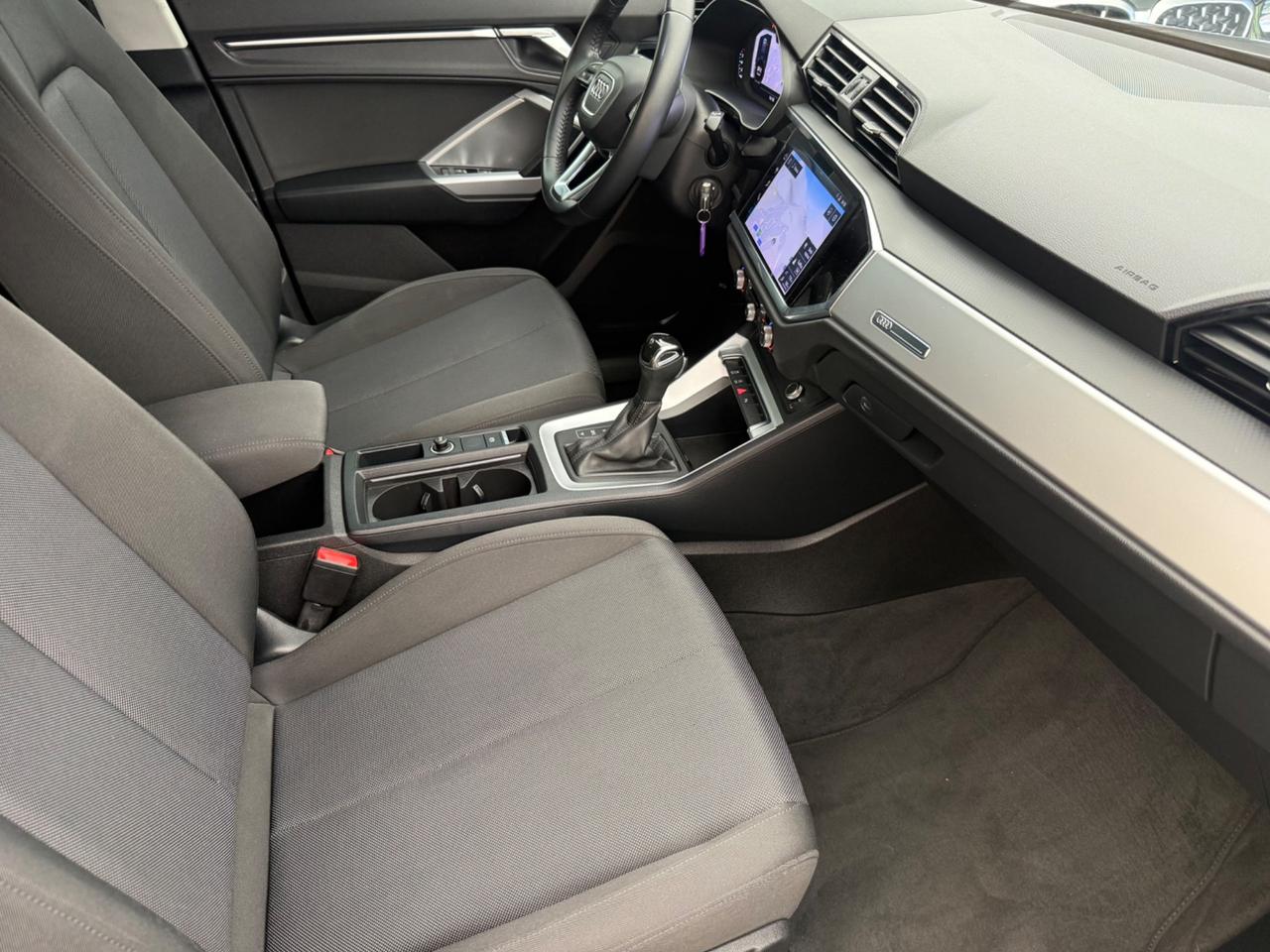 Audi Q3 35 TDI S tronic Business Advanced