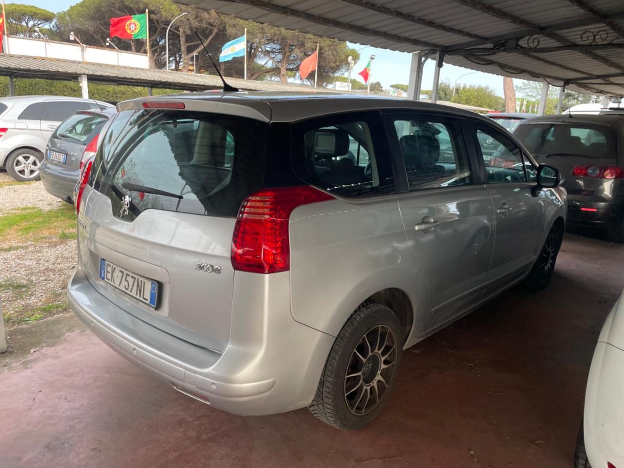 Peugeot 5008 1.6 HDi 112CV Tecno