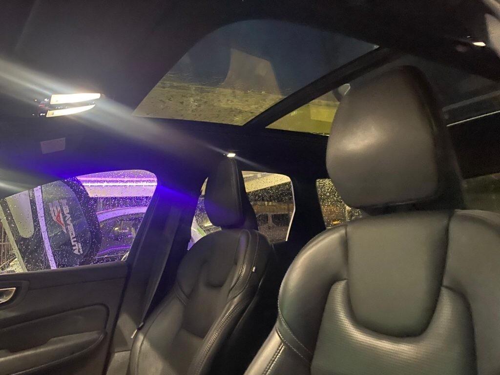 VOLVO XC60 T6 PLUG-IN AWD AUTO RECHARGE R-DESIGN F