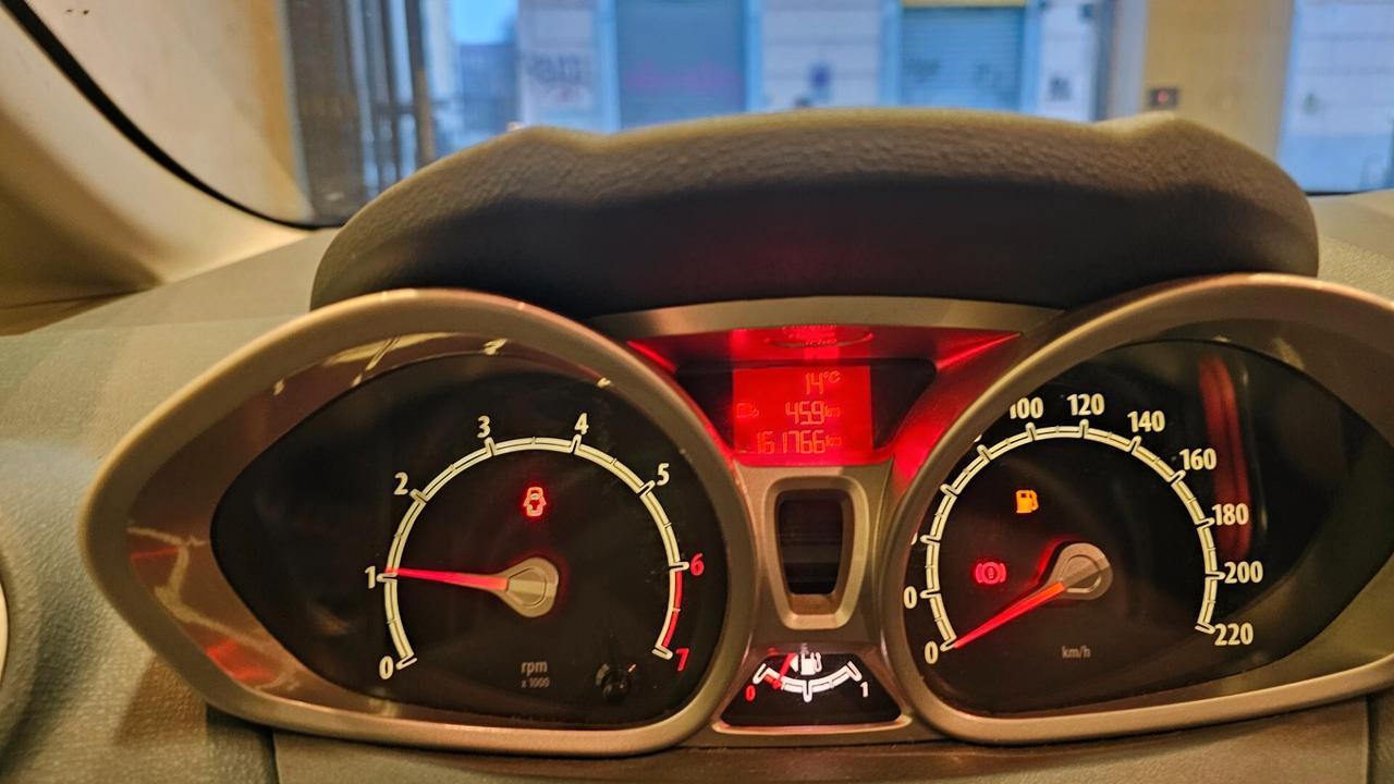 Ford Fiesta 1.2 82 CV 5 porte Titanium