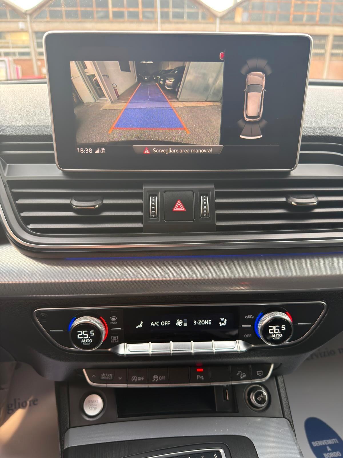 Audi Q5 40 TDI quattro S tronic Sport Virtual Cockpit, Fari Full Led e pacchetto luci ambiente multicolor