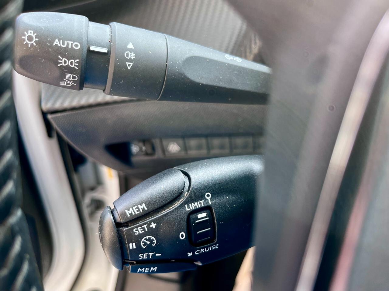 Peugeot 2008 1.5 BlueHDi 110cv Active 2021