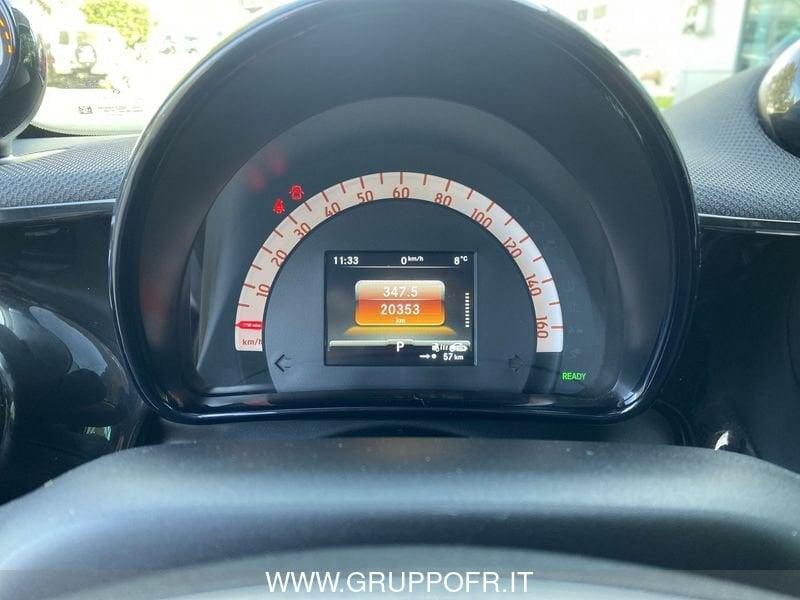 smart fortwo EQ Passion