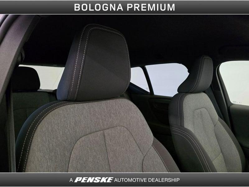 Volvo XC40 XC40 B3 automatico Core