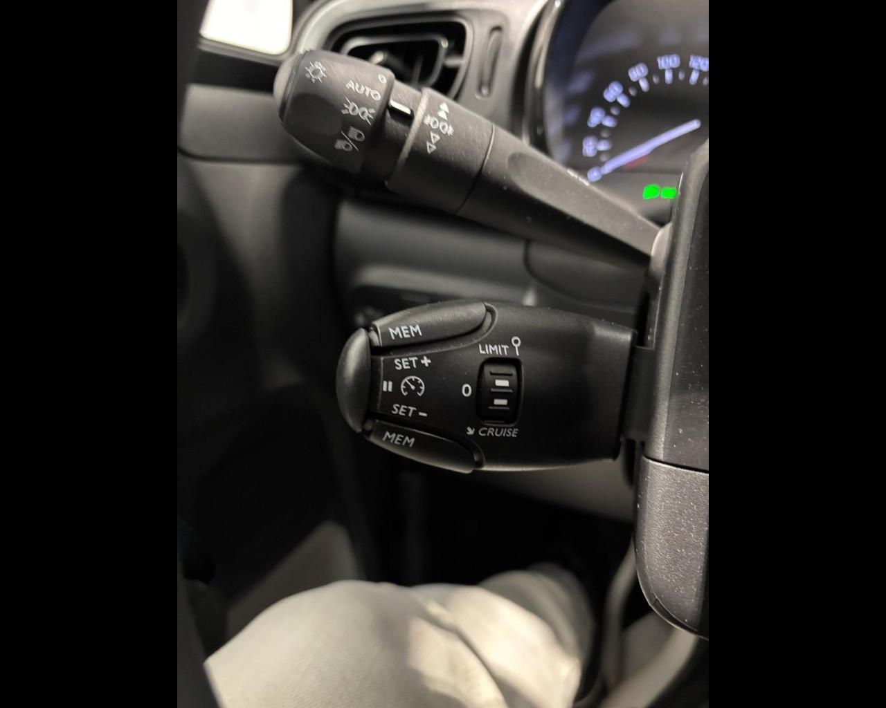 CITROEN C3 III 2017 - C3 1.2 puretech Shine s&s 83cv neopatentati my