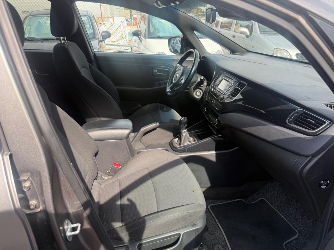 Kia Carens 1.7 CRDi 115 CV Business Class
