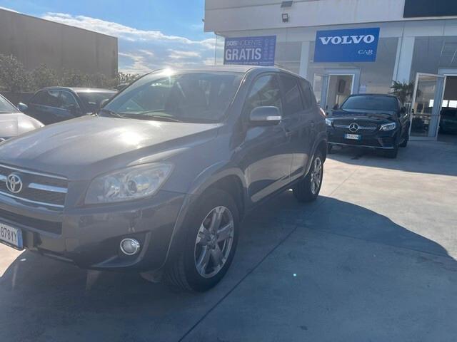 Toyota RAV 4 RAV4 2.2 D-4D 150 CV DPF Sol