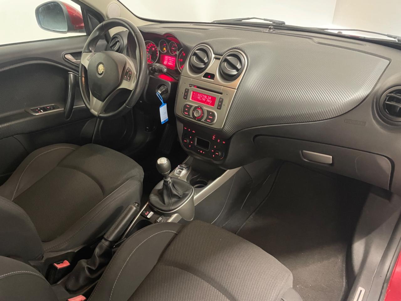 Alfa Romeo MiTo 1.6 JTDm-2 S&S Distinctive Sport Pack