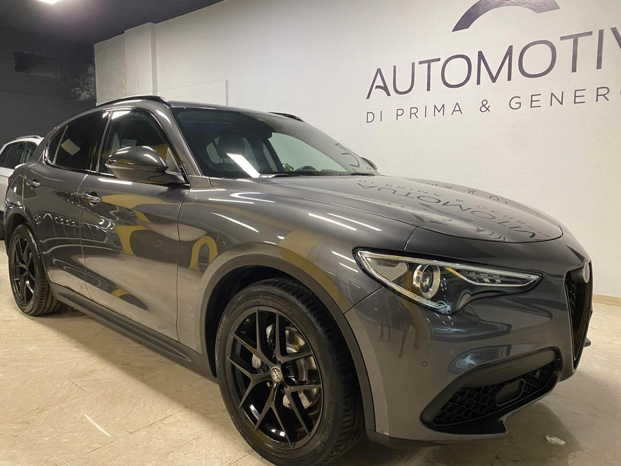 Alfa Romeo Stelvio 2.2 Turbodiesel 160 CV AT8 RWD Sport-Tech