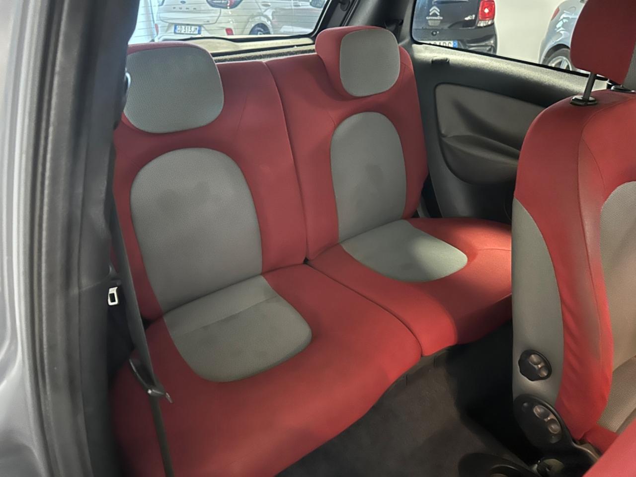 LANCIA YPSILON 1.2 NEOPATENTATI 60CV