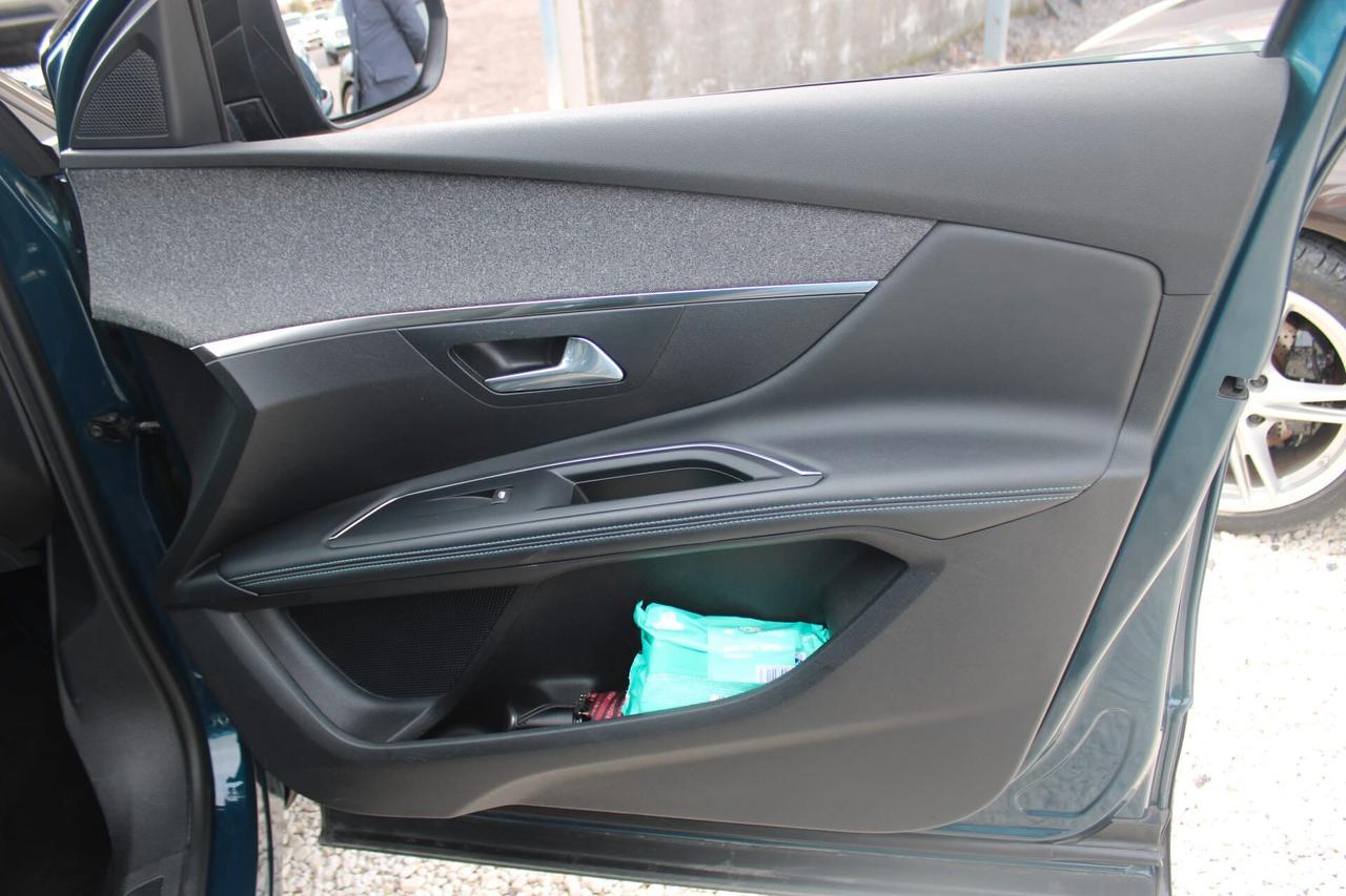 Peugeot 3008 BlueHDi 130 S&S EAT8 GT