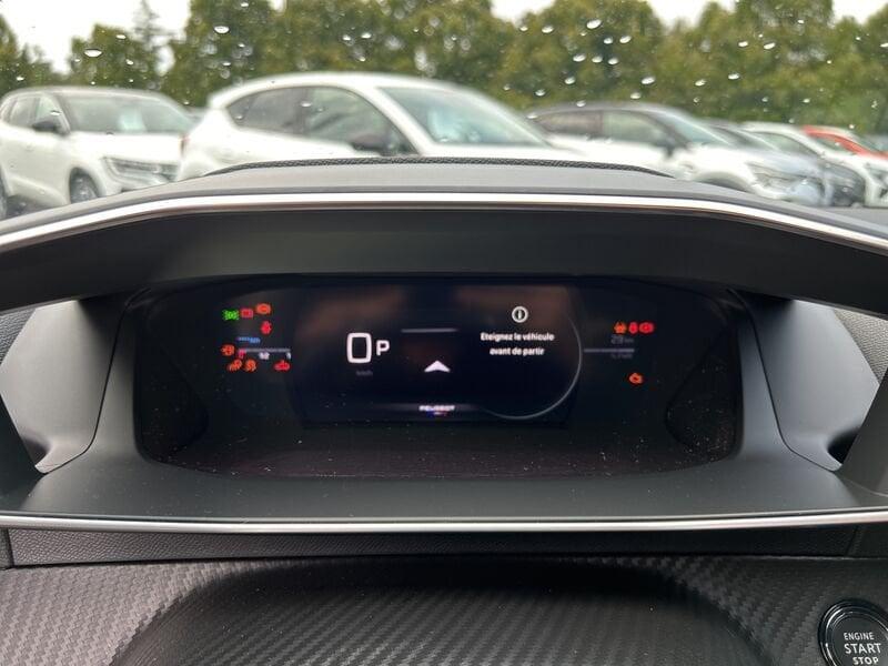 Peugeot 2008 II 2023 1.2 hybrid GT 145cv e-dcs6