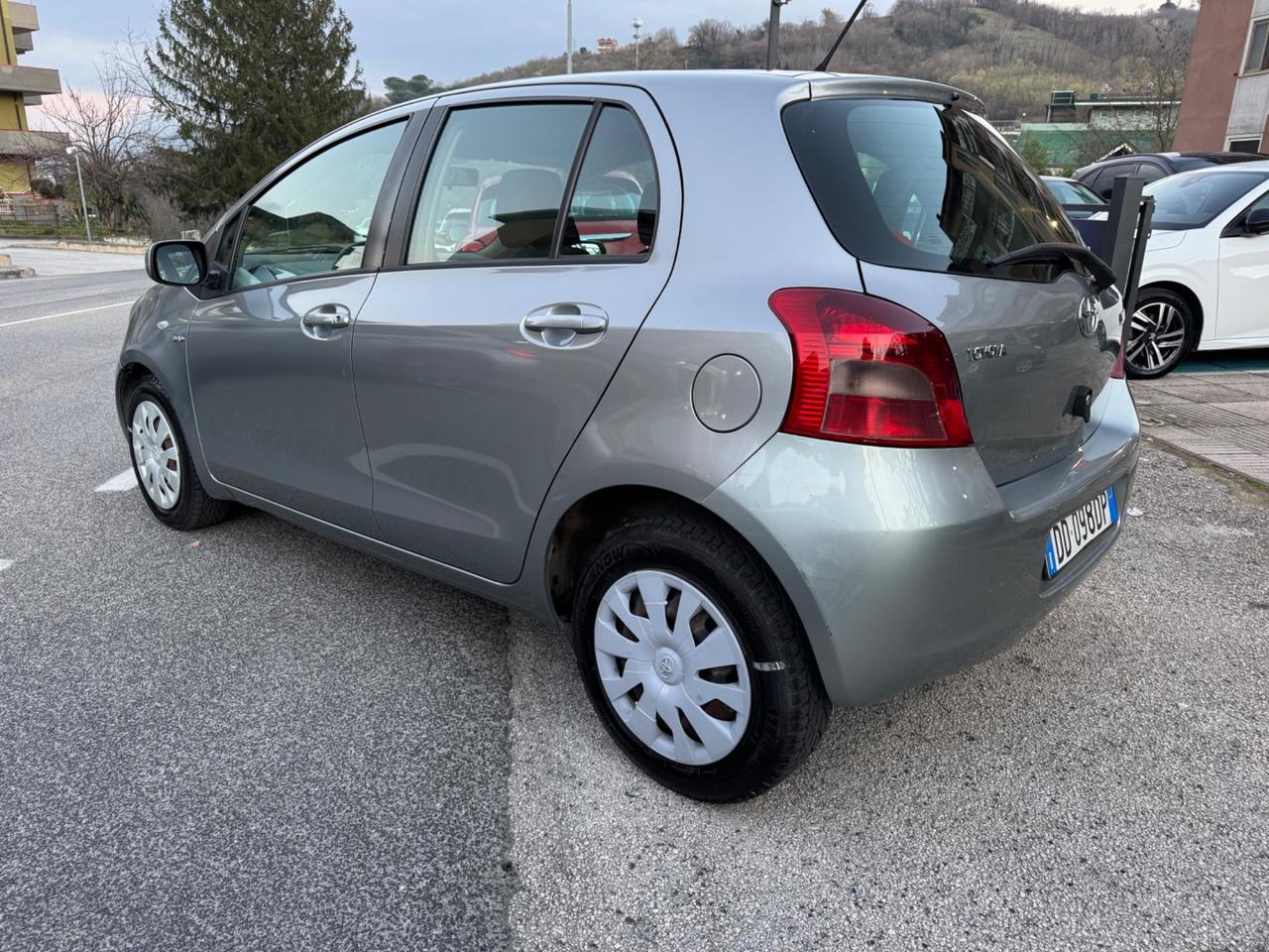 Toyota Yaris 1.4 D-4D 5 porte Sol