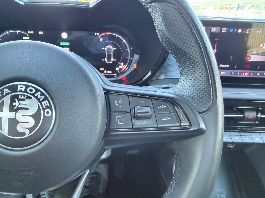 Alfa Romeo Tonale 1.3 phev Ti Q4 280cv at6