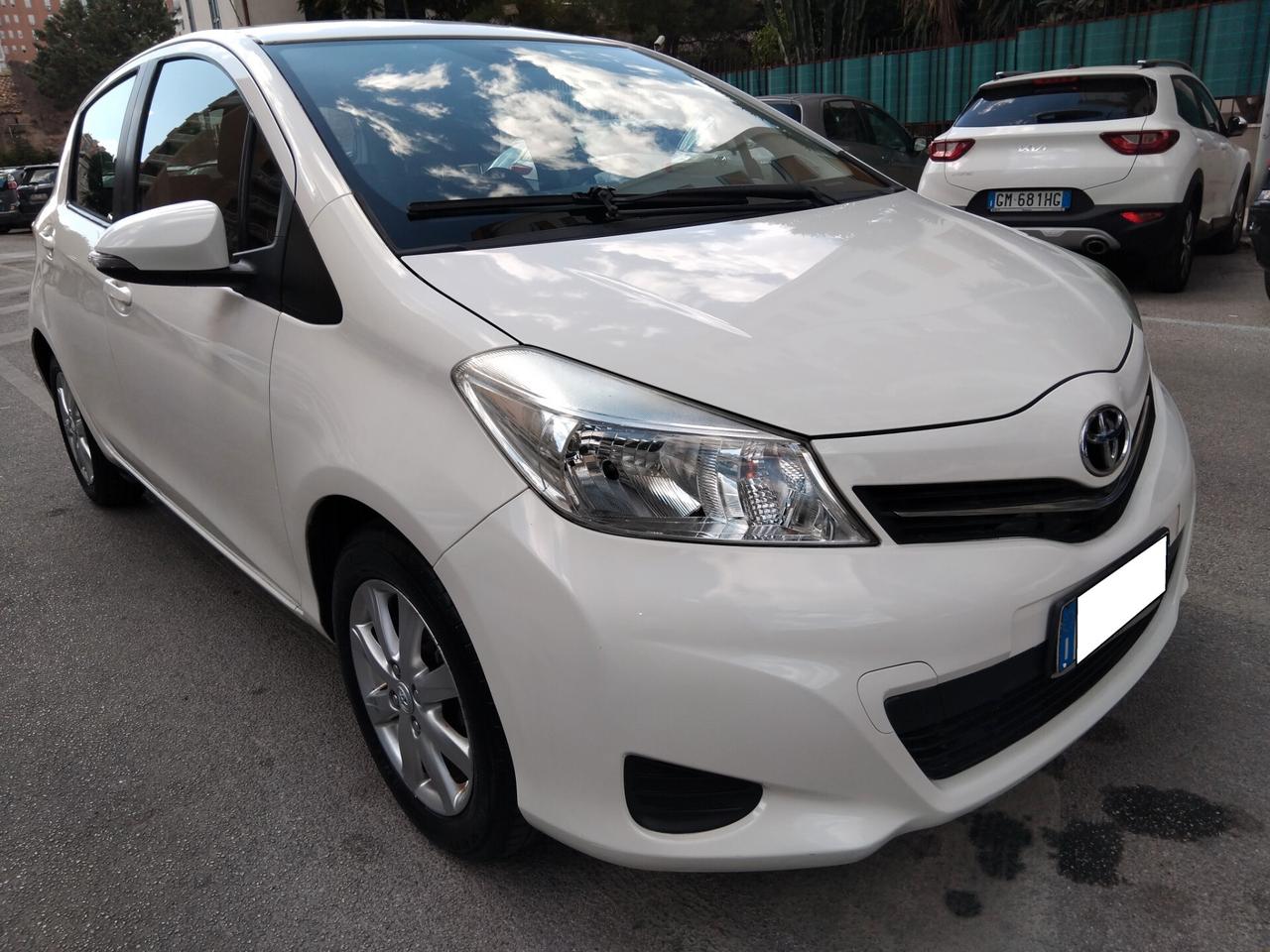 TOYOTA YARIS 1.0 KW51 GARANZIA 12 MESI NEOPATENTATI