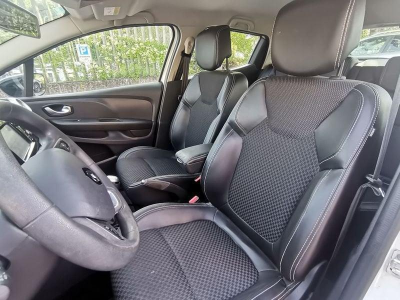 Renault Clio 1.2 75 CV 5 porte Duel