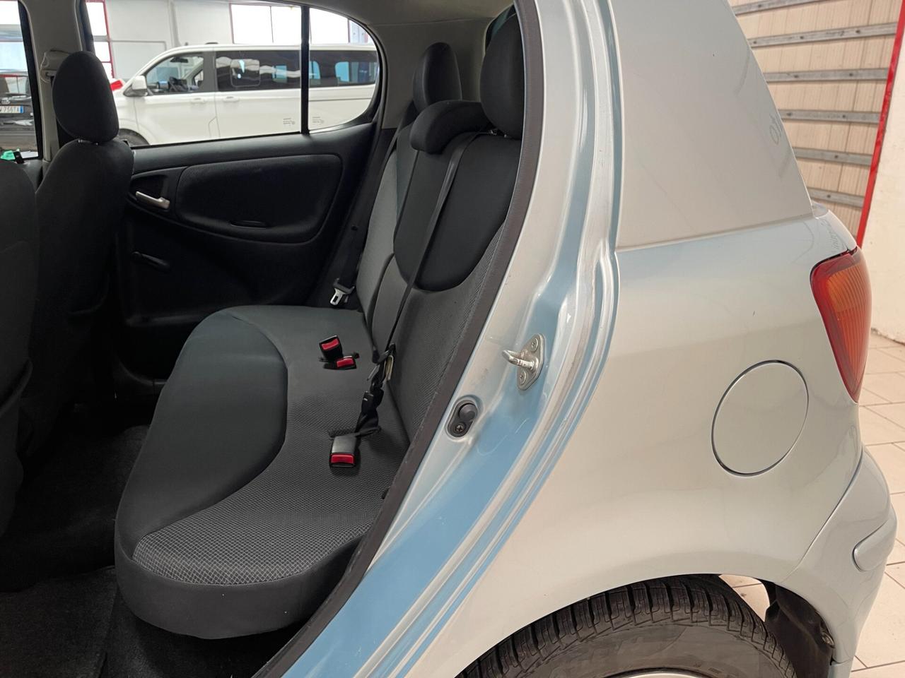 Toyota Yaris 1.0 Sol Blue 5porte-Unico Proprietario-Ok Neopatentati-LEGGI SOTTO