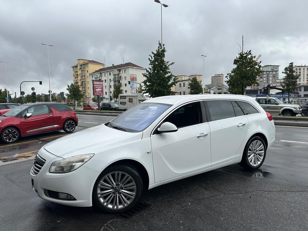 Opel Insignia 2.0 CDTI Sports Tourer Cosmo super full