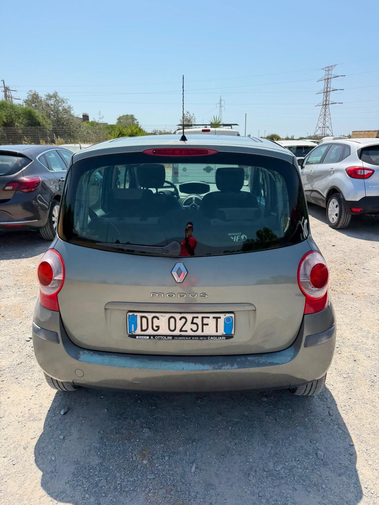 Renault Modus 1.2 Benzina-Neopatentati-Tetto apribile