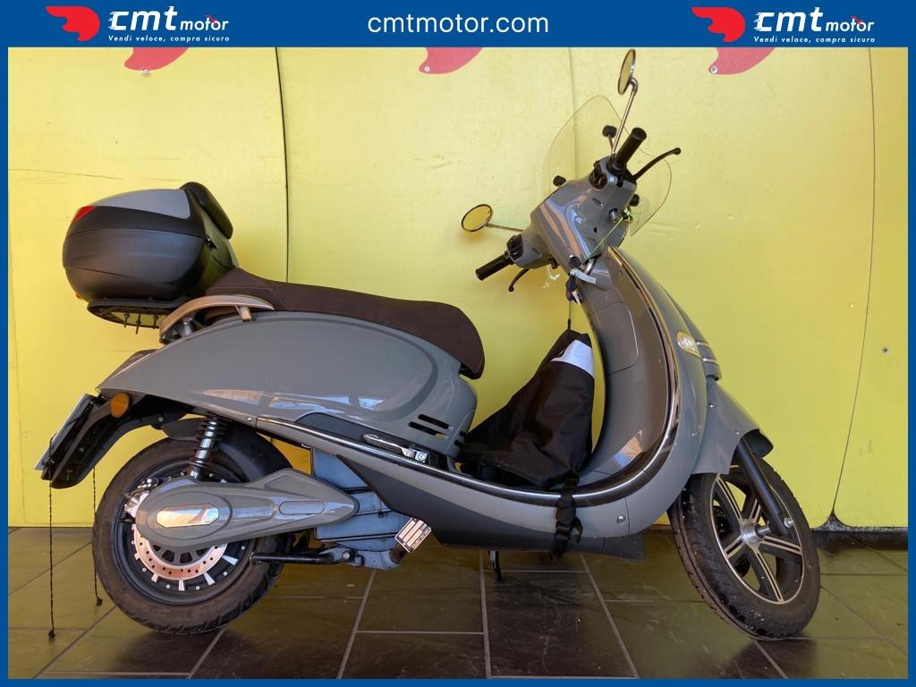 CJR MOTORECO Trinity 5kW Elettrico - 2021