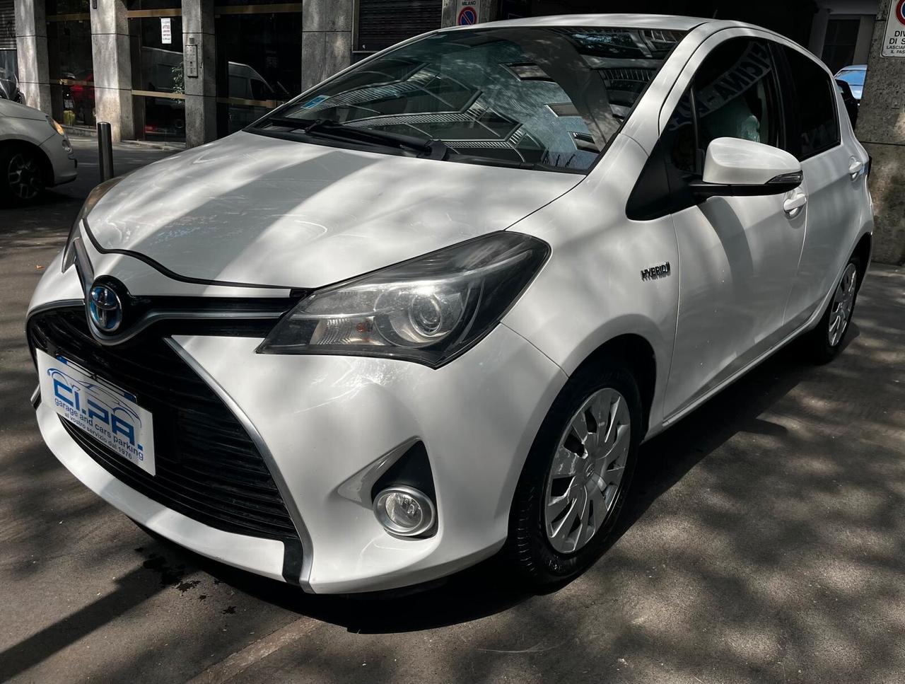 Toyota Yaris 1.5 Hybrid 5 porte Active