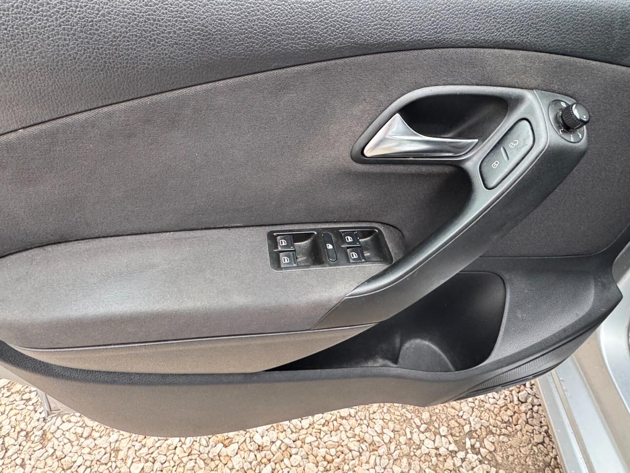 Volkswagen Polo 1.6 TDI 90CV 5 porte 1 prop. nord italia km certificati 2010