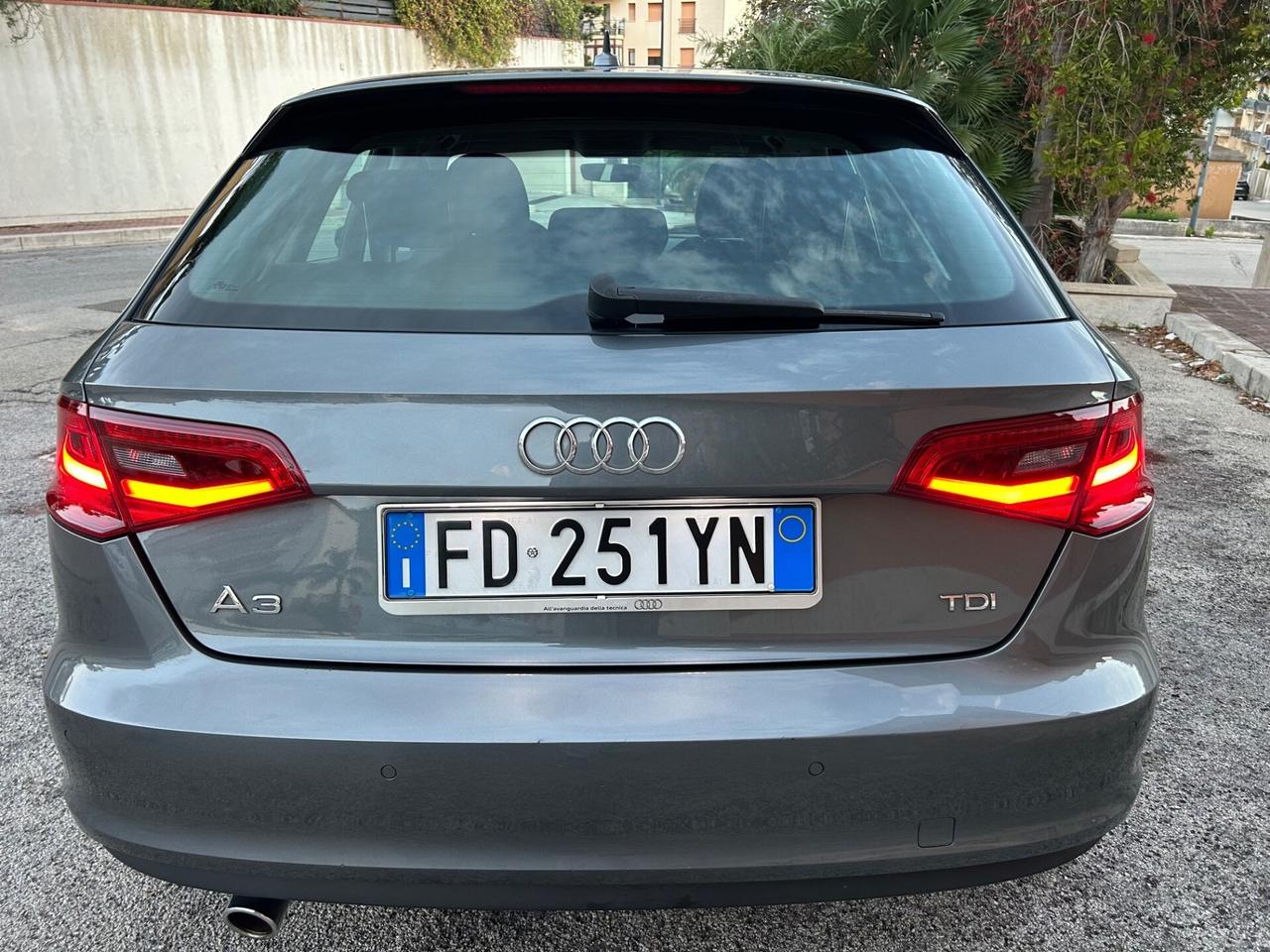 Audi A3 SPB 1.6 TDI strafull!!!!