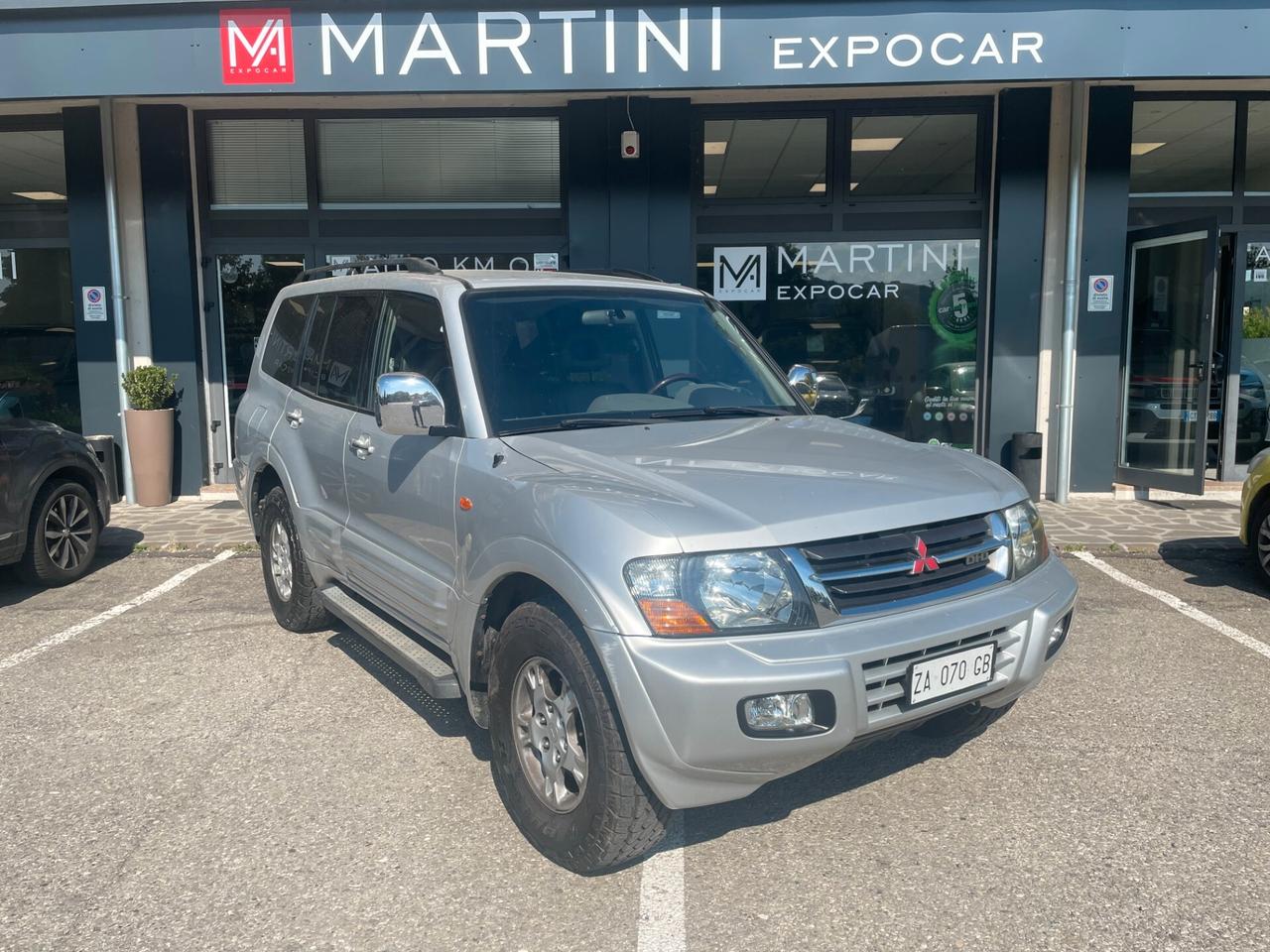Mitsubishi Pajero III 3.2 16V DI-D 5p. GLX 7p.