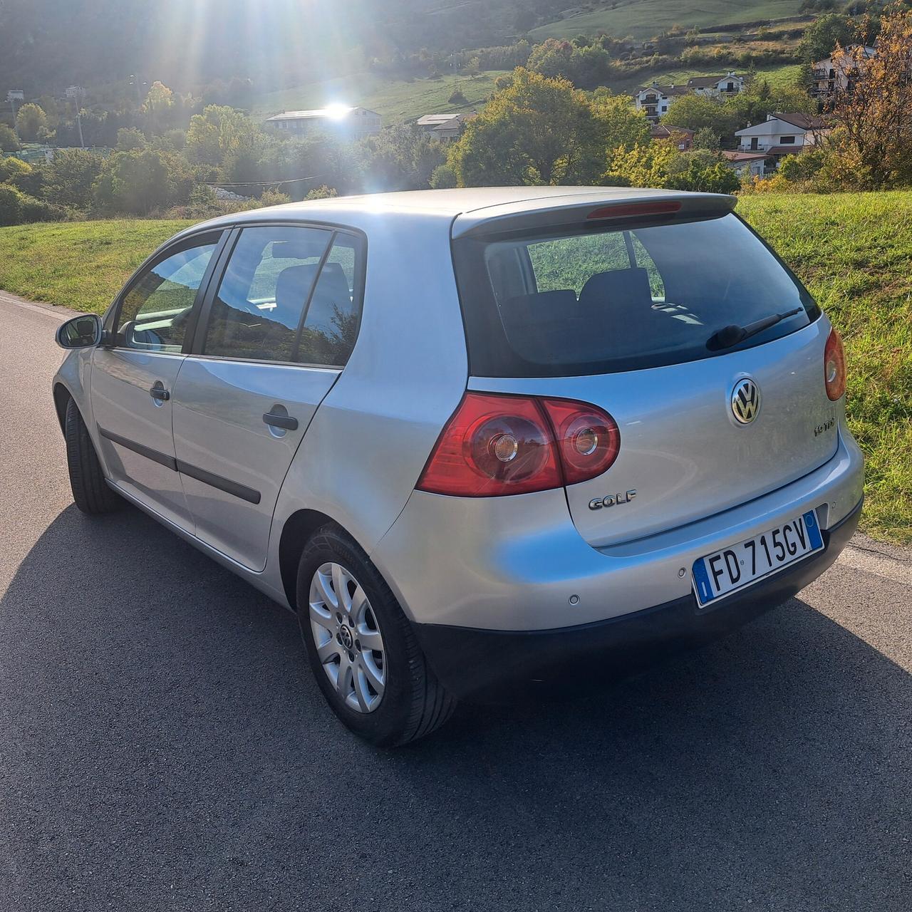 Volkswagen Golf 5 TDI 1900 5p. Comfortline