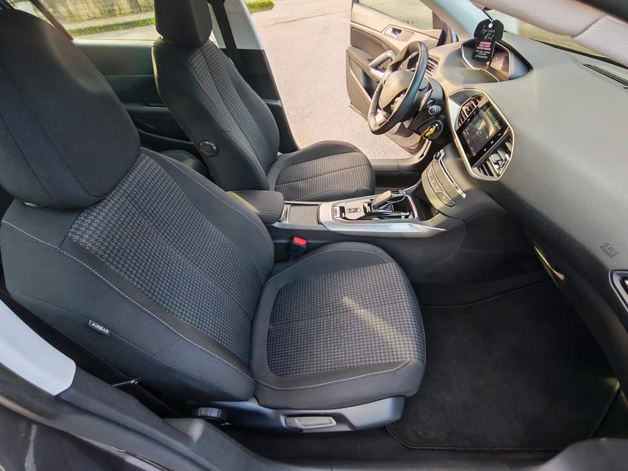 Peugeot 308 BlueHDi 130 S&S Active Business EAT8