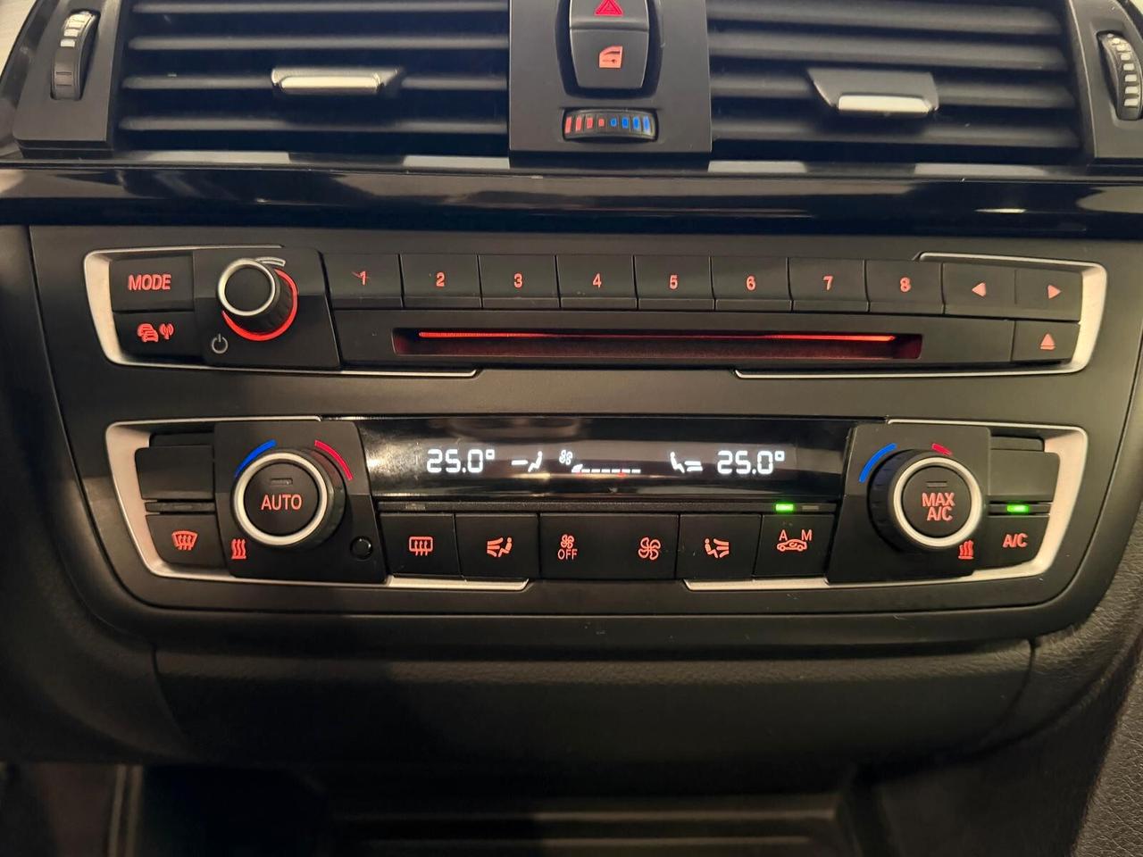 BMW 318D GRAN TURISMO 2.0 SPORT 150CV TETTO NAVI CAM ANNO 2016