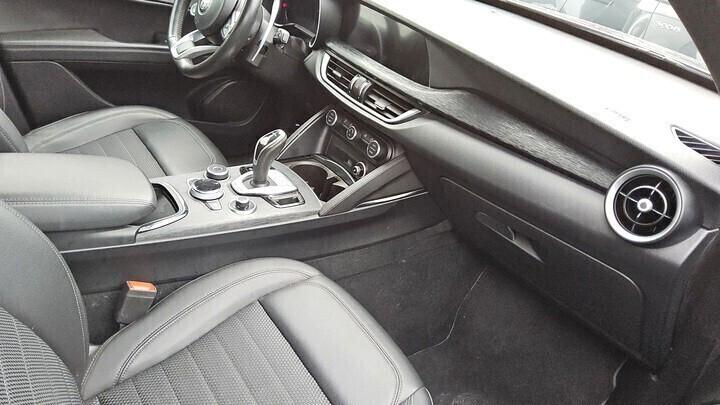 Alfa Romeo Stelvio 2.2 Turbodiesel 160 CV AT8 RWD Sprint PaddleF1 Virtual UNIPRO IVA DEDUCIB.