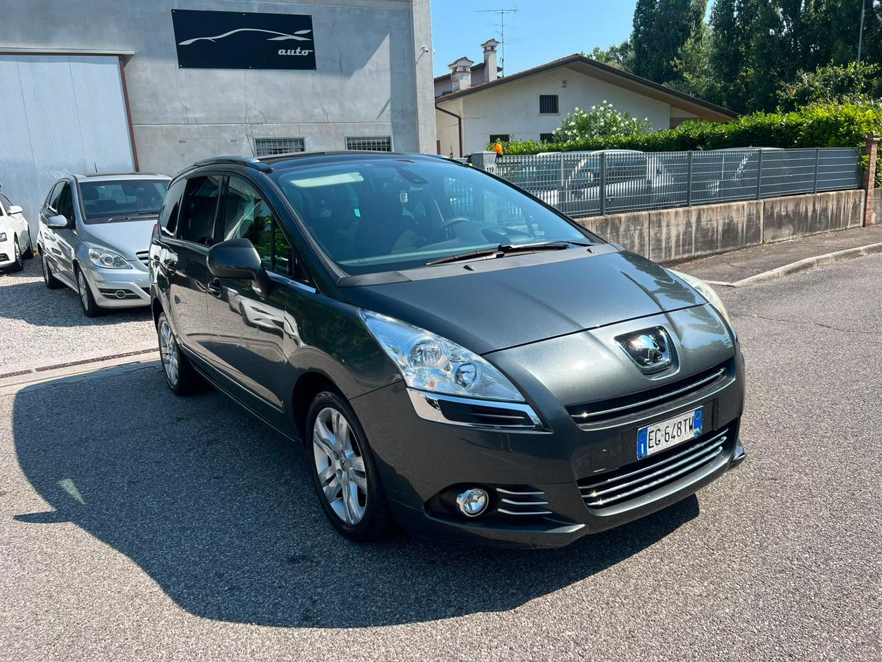 Peugeot 5008 1.6 DIESEL 7 POSTI