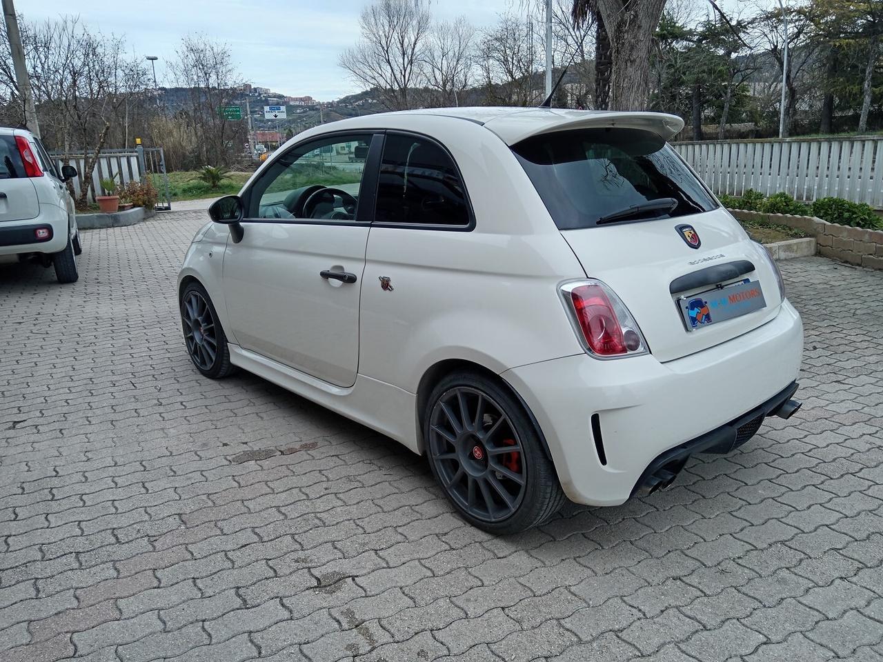 Abarth 595 1.4 16v t. t-jet ESSESSE 160cv