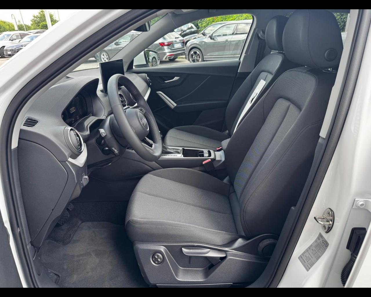 AUDI Q2 35 TFSI S-TRONIC