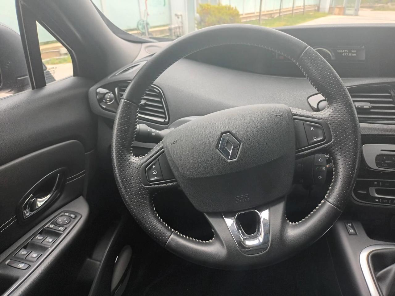 Renault SCENIC XMod 1.5 Energy dCi BOSE 110 CV