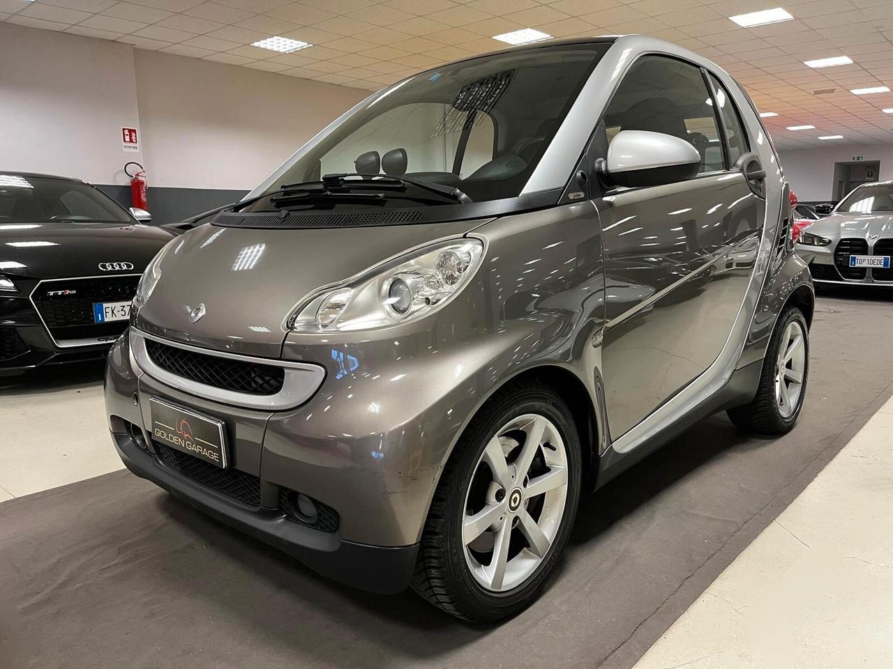 Smart ForTwo 1000 52 kW MHD coupé pulse