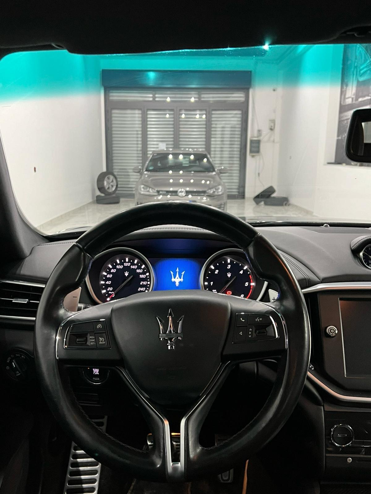 Maserati Ghibli V6 Diesel 275 CV