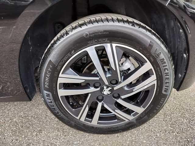 Peugeot 208 PureTech 75 S&S 5 porte Allure Pack