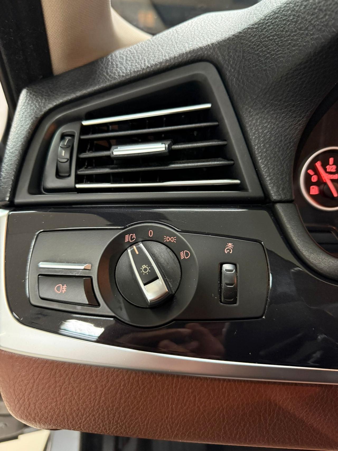 Bmw 525 520d xDrive Luxury