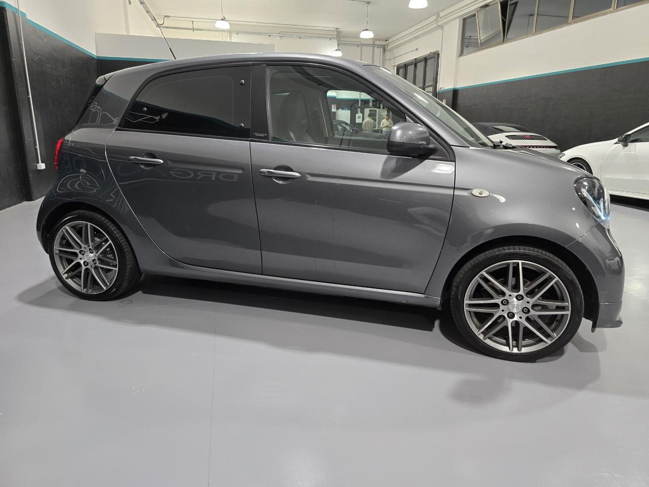 Smart ForFour BRABUS 0.9 Turbo twinamic Xclusive IVA ESP/JBL/CAM