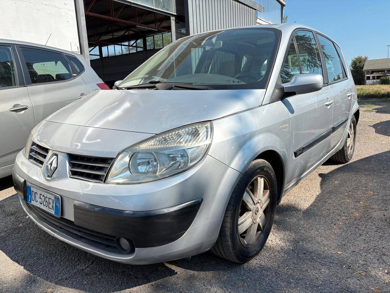 Renault Scenic Scénic 1.9 dCi/130CV Confort