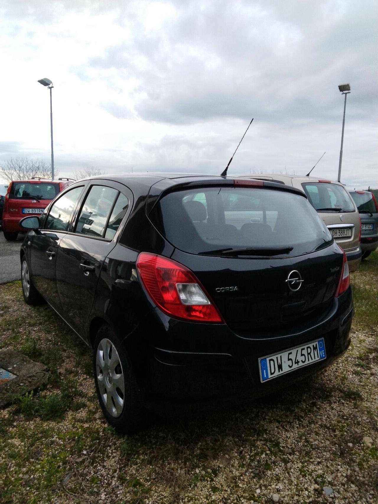Opel Corsa 1.2 5 porte Easytronic Club