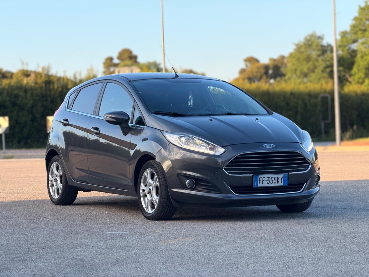 Ford Fiesta 1.5 TDCi 75CV 5 porte Titanium