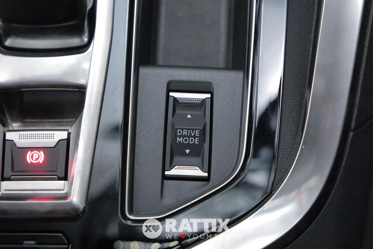 Peugeot 3008 1.6 Hybrid4 300CV GT e-EAT8