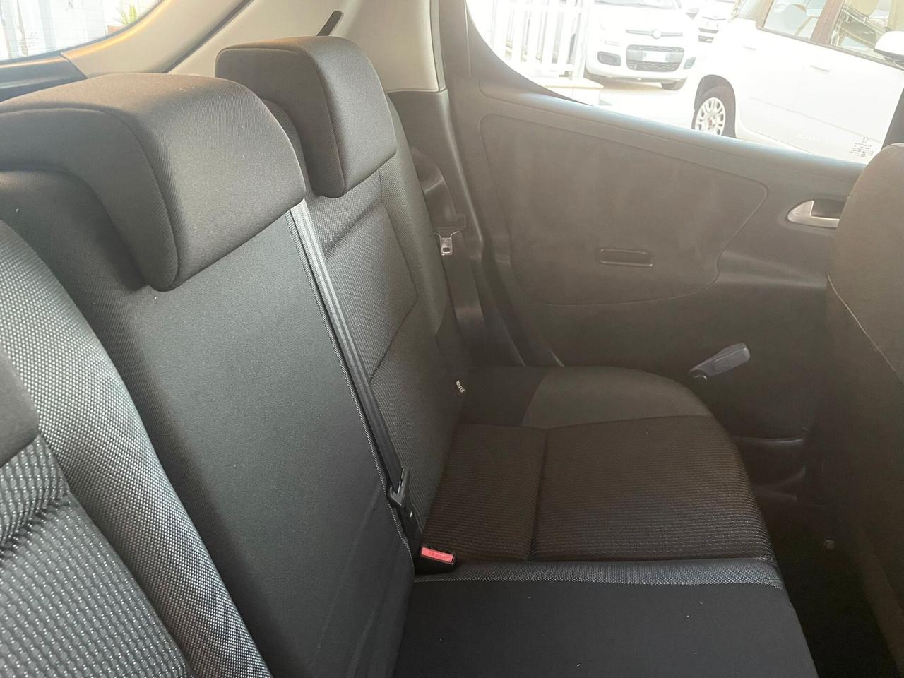 Peugeot 207 1.4 HDi 70CV FAP 5p. XS