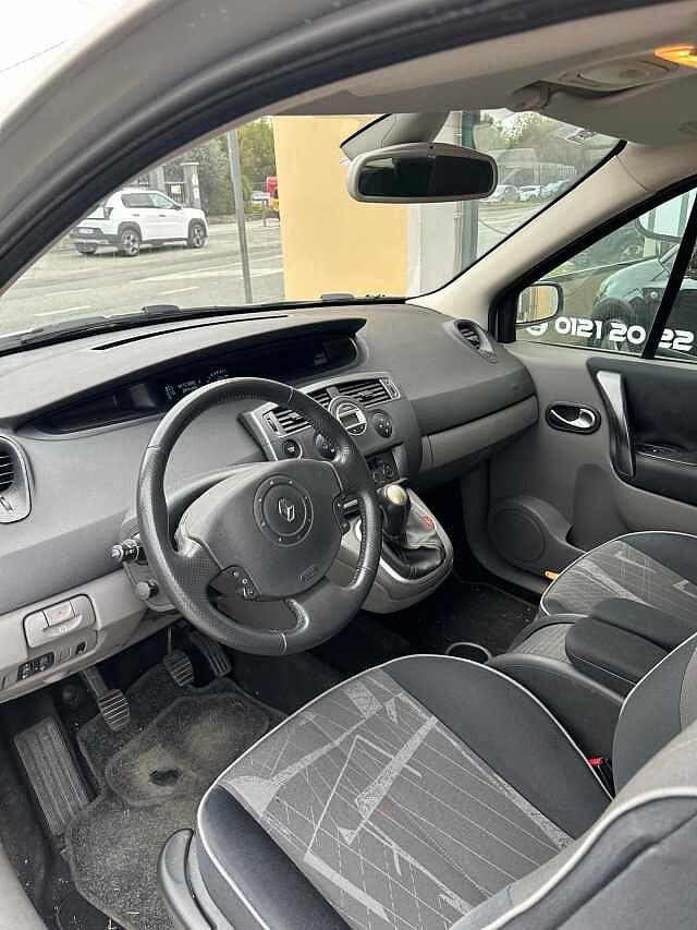 Renault Scenic 1.6 16V Confort Dynamique