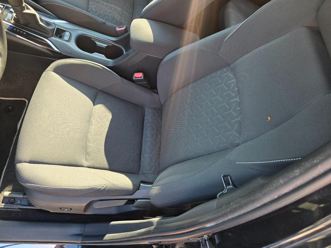 Toyota Corolla Touring Sports 1.8 Hybrid Business